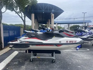 2016 Sea-Doo Waverunner RXP