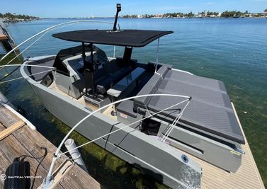 2022 De Antonio Yachts D28 Open