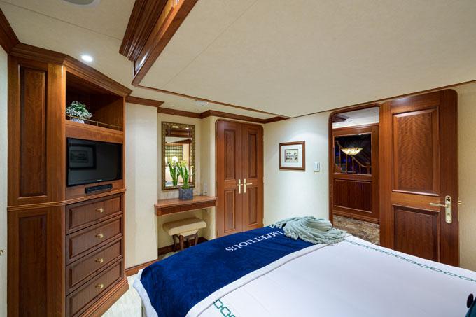 Starboard Aft Guest Cabin