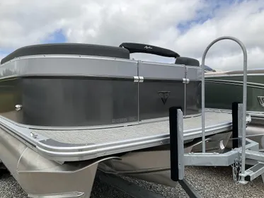 2024 Tahoe Pontoon Boats Cascade - 23 FT Rear J Lounger