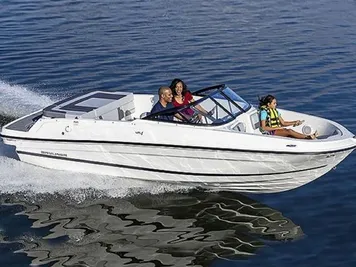 2023 Bayliner VR4 BOWRIDER