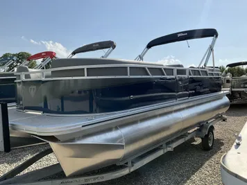 2024 Tahoe Pontoon Boats SLT Quad Lounge - 23 FT