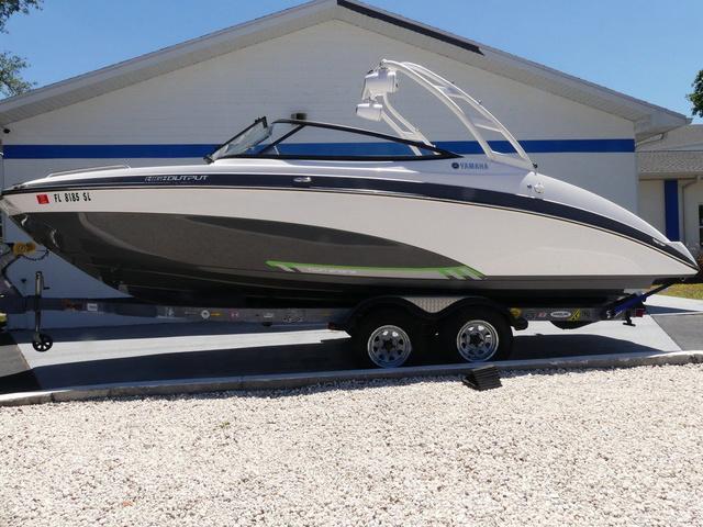 2016 Yamaha Boats AR240 High Output