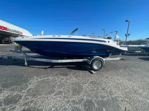 2023 Hurricane SunDeck Sport 185 OB