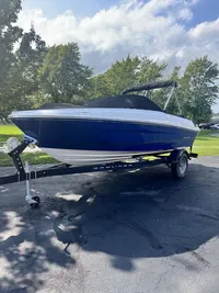 2023 Bayliner VR4 BOWRIDER