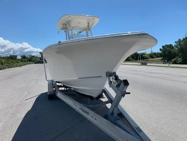 2023 Key West 244 Center Console