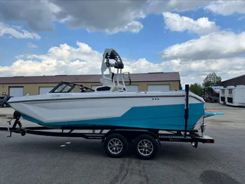 2024 Nautique GS22