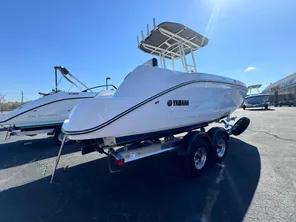 2024 Yamaha Boats 220 FSH Sport