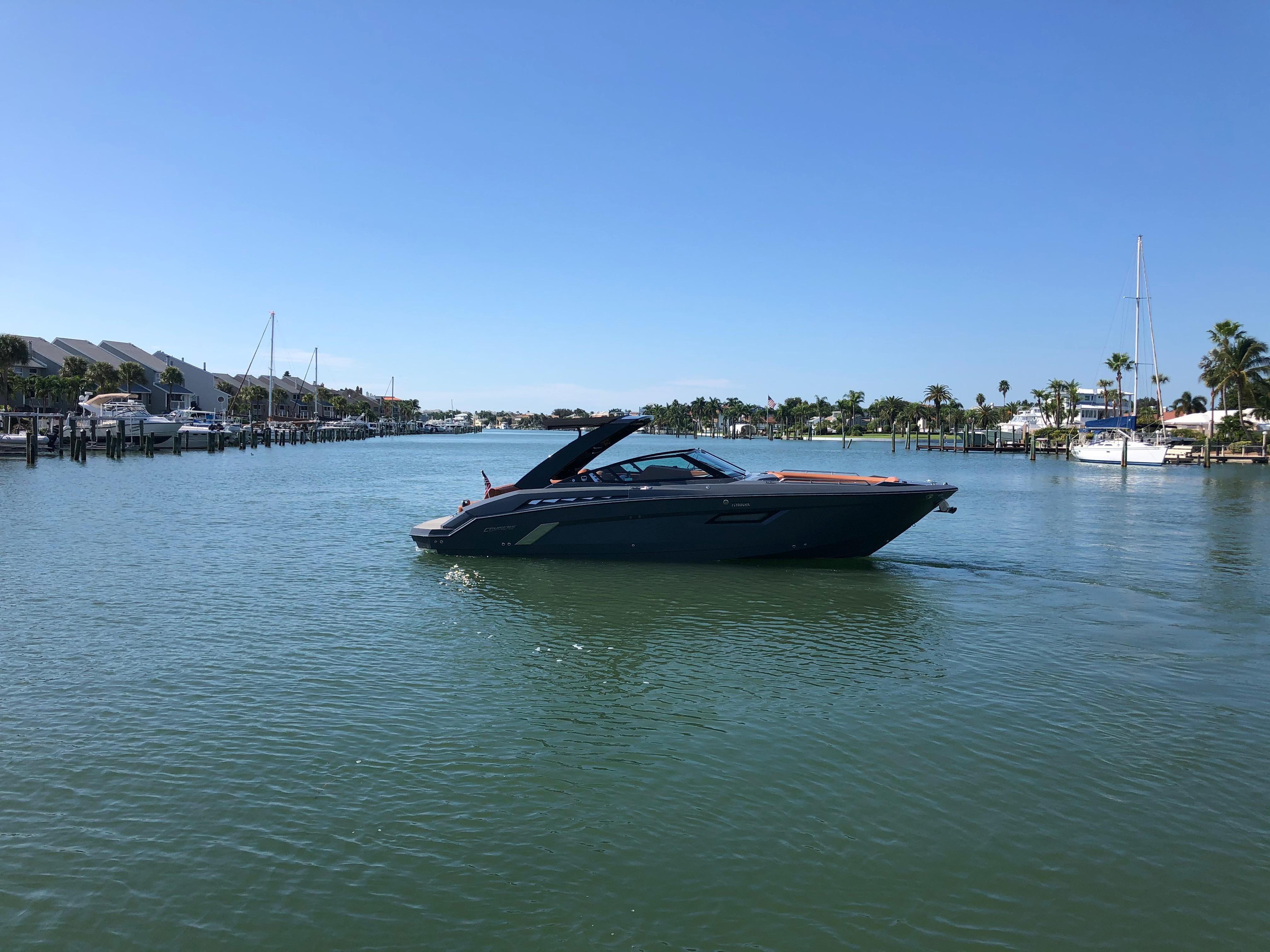 2017 Cruisers 338 South Beach - Happy Ours - Profile