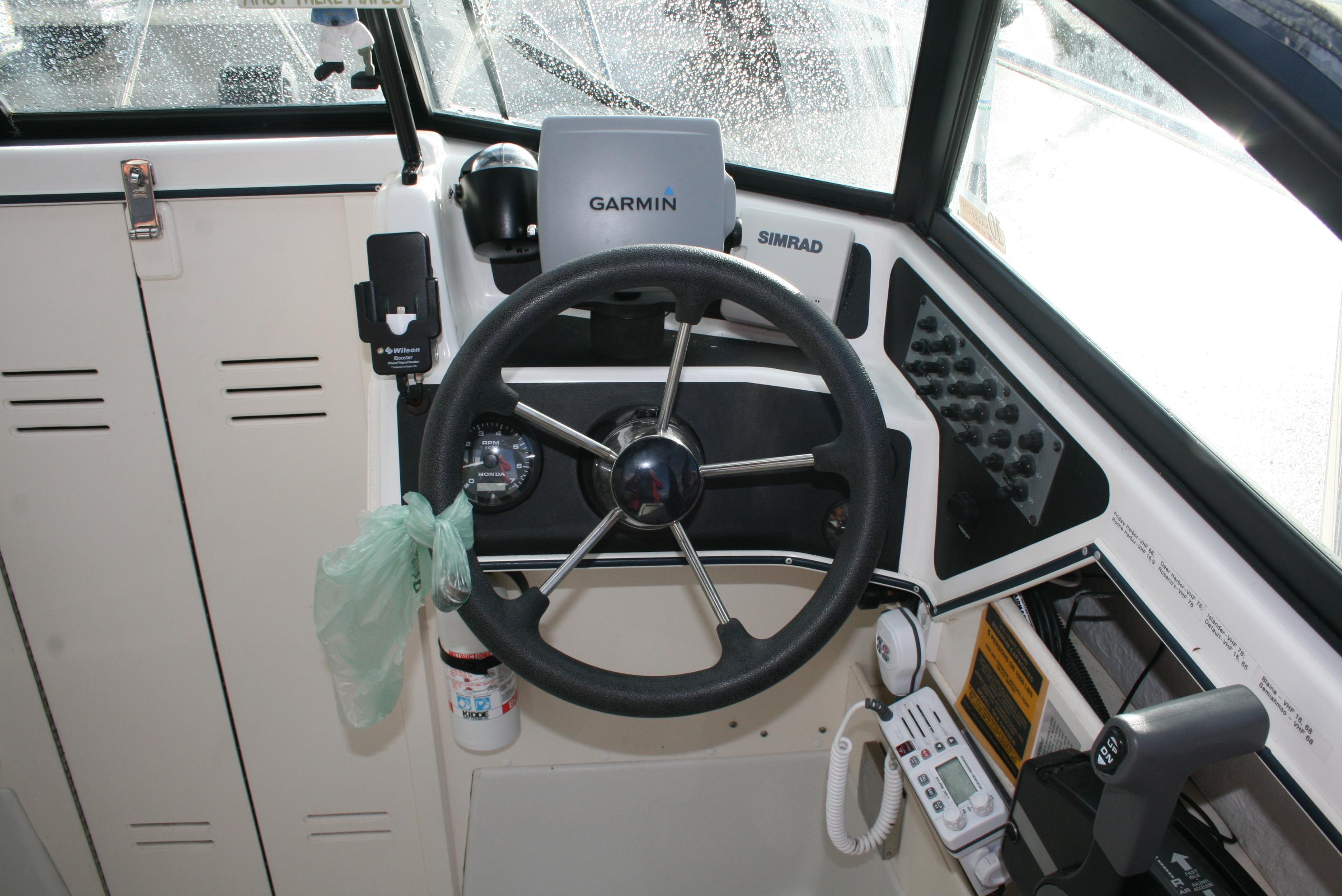 2011 Arima Sea Chaser 17