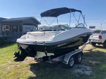 2013 Rinker Captiva 216 BR