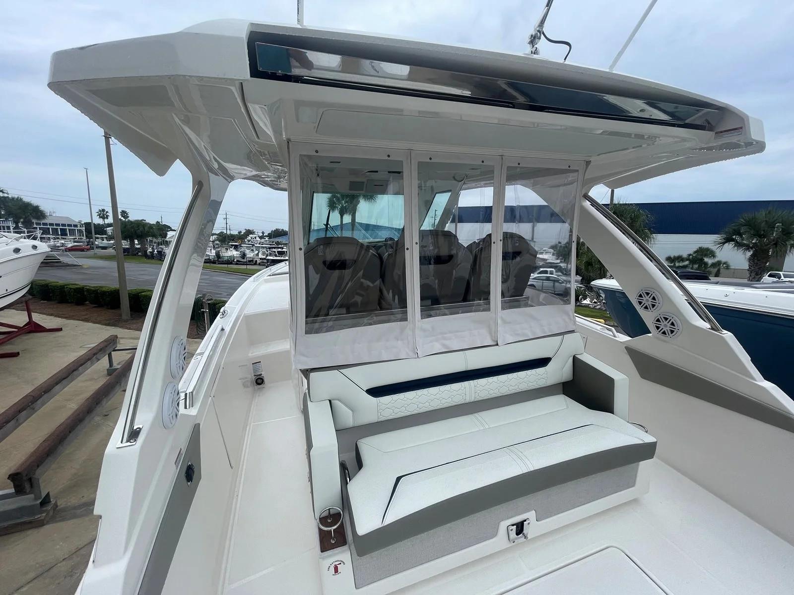 New 2024 Tiara Yachts 34 LS, 32408 Panama City Beach - Boat Trader