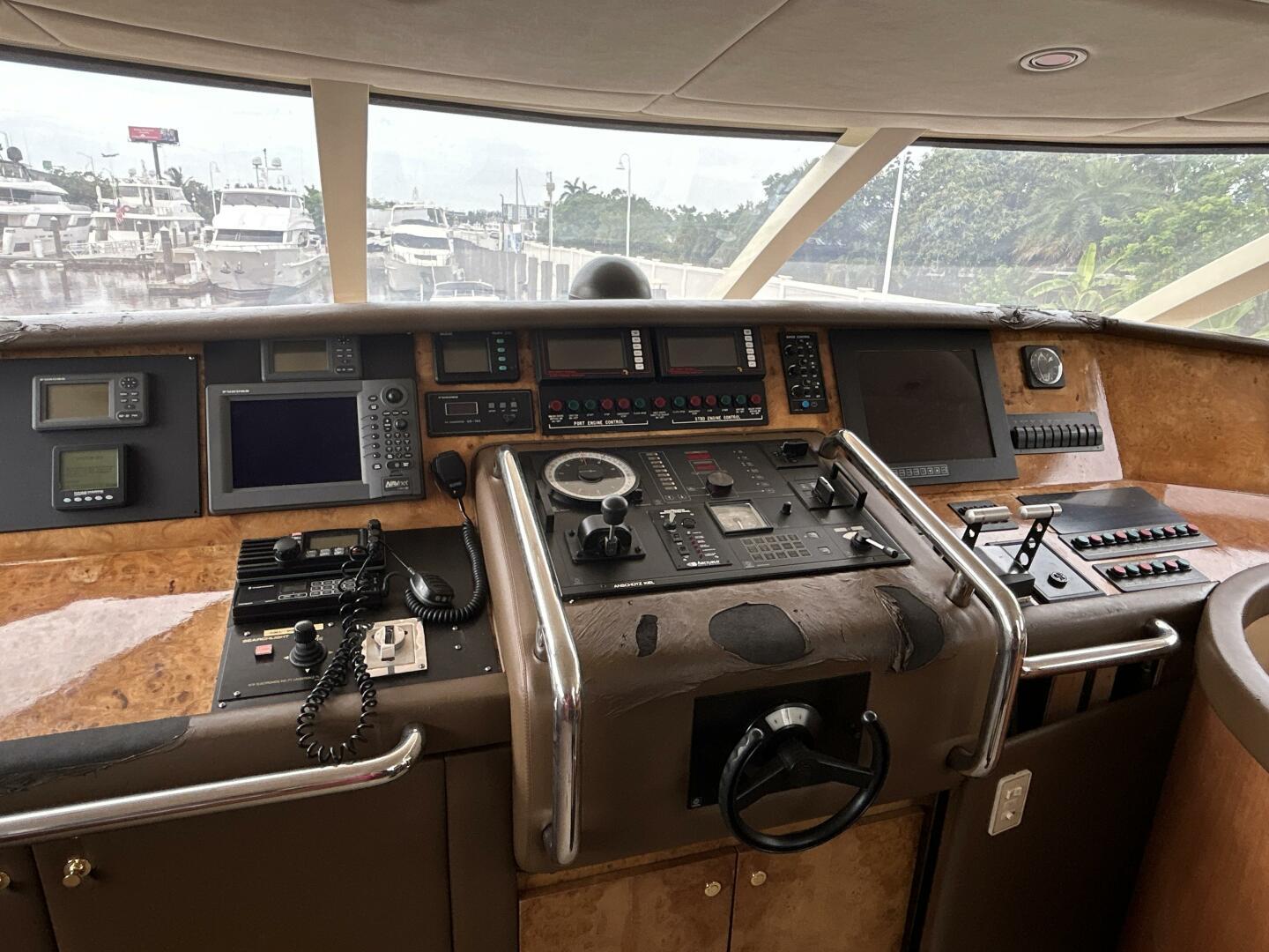 1993 Custom 116 AOS Motor Yacht