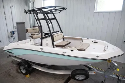 2024 Yamaha Boats 195 FSH Sport