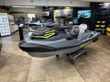 2024 Sea-Doo Waverunner RXT®-X® 325 Ice Metal/Mantagreen