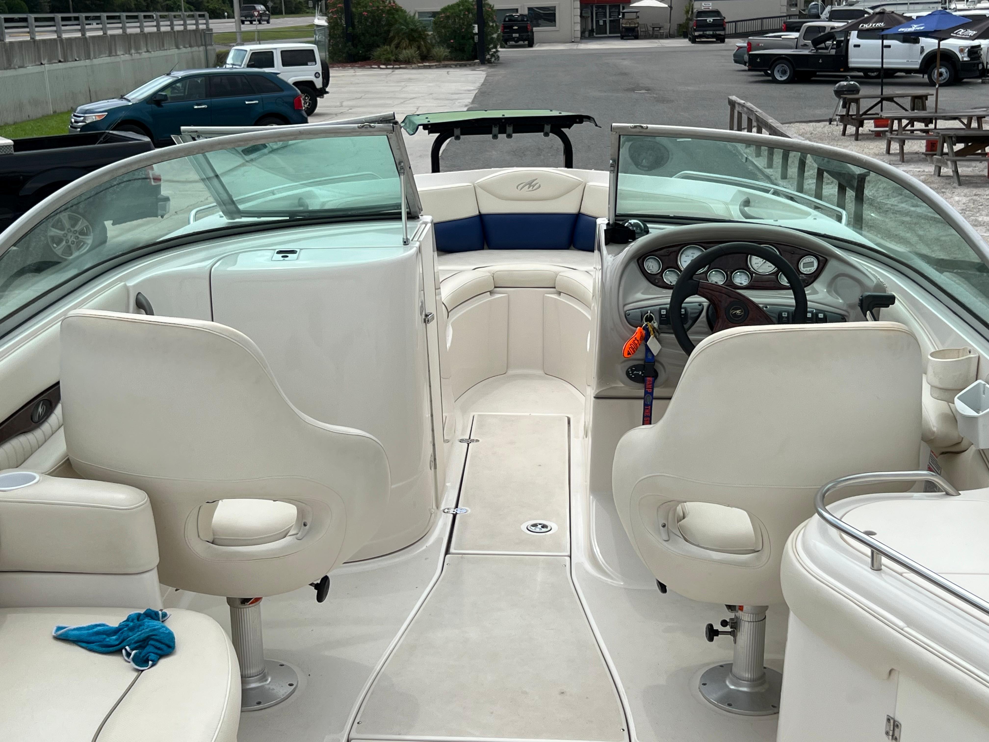 Used 2005 Monterey 248ls Montura, 32003 Fleming Island - Boat Trader