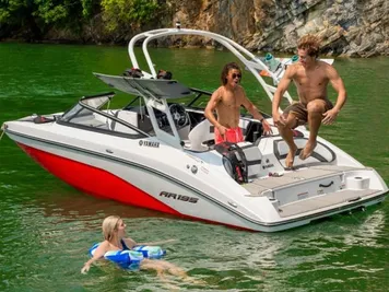 2024 Yamaha Boats AR195