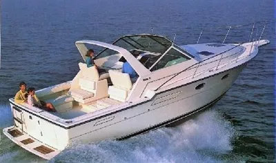 1989 Tiara Yachts 3300 Open