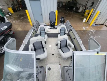 2011 Crestliner Raptor 1850 TE