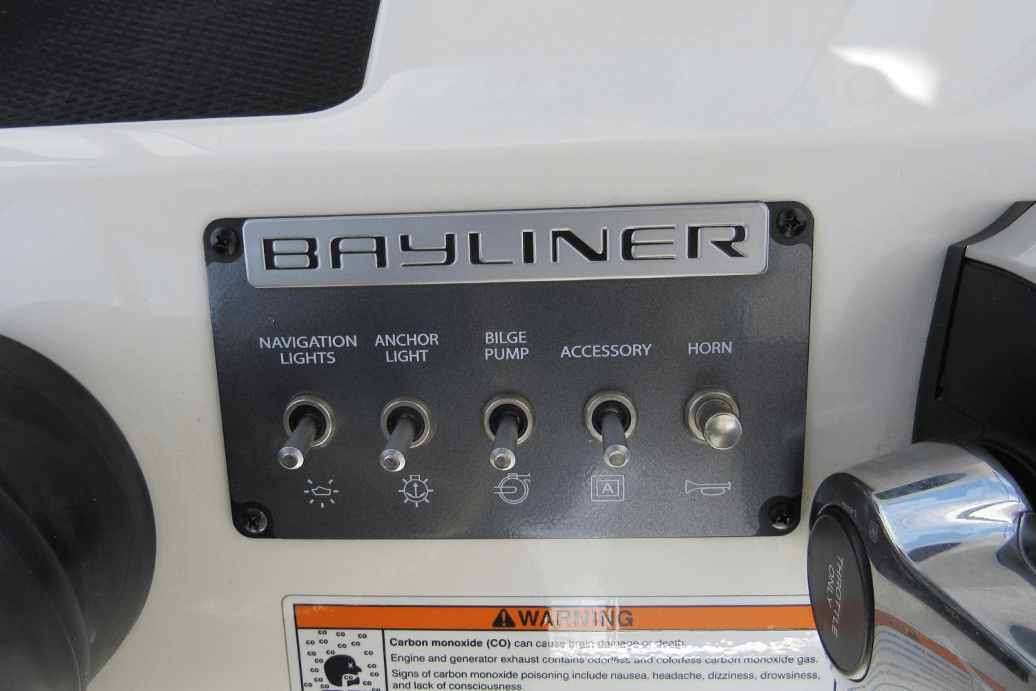2023 Bayliner Element F21