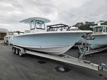 2024 Sea Hunt Ultra 305 SE