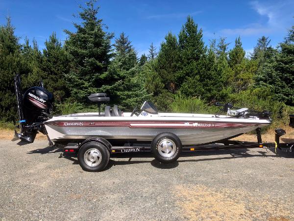 Sold: Champion 187 DC Boat in Iowa, LA, 303742