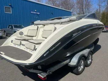 2014 Yamaha Boats 242 Limited