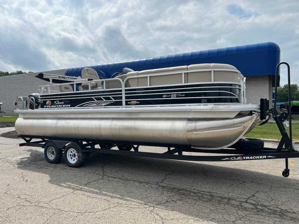 2023 Sun Tracker SportFish 22 XP3