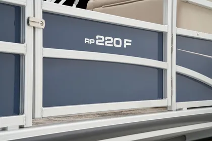 2024 Ranger Reata 220F