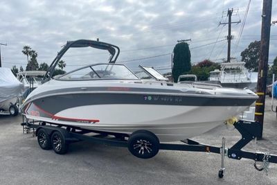 2015 Yamaha Boats AR 240