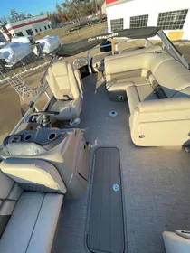 2023 Sun Tracker SportFish 22 XP3