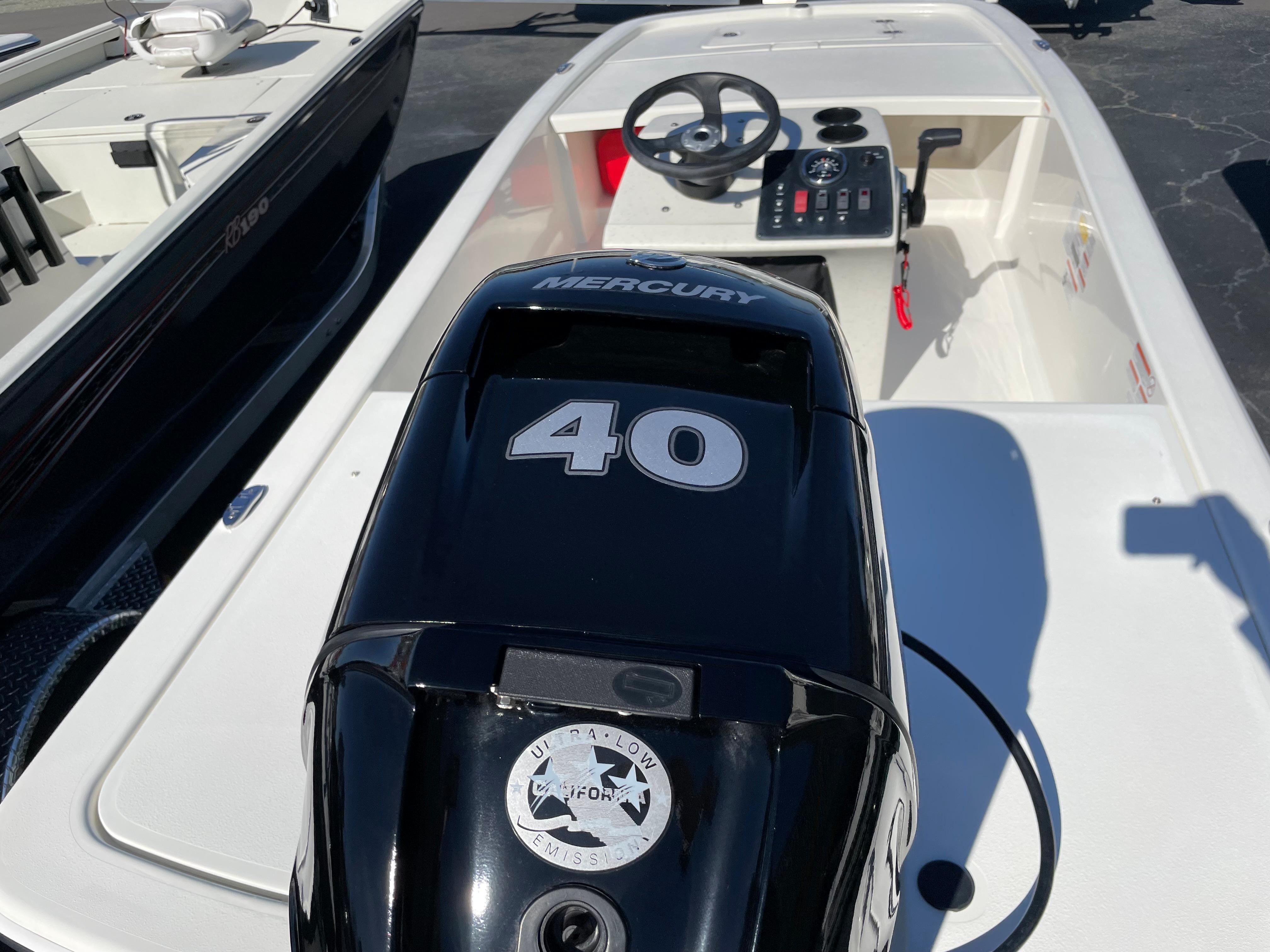 2023 Mako Pro Skiff 13 CC