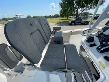 2024 Sea Pro 242 Center Console