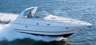 2003 Cruisers Yachts 3870 Express