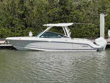 2022 Boston Whaler 280 Vantage