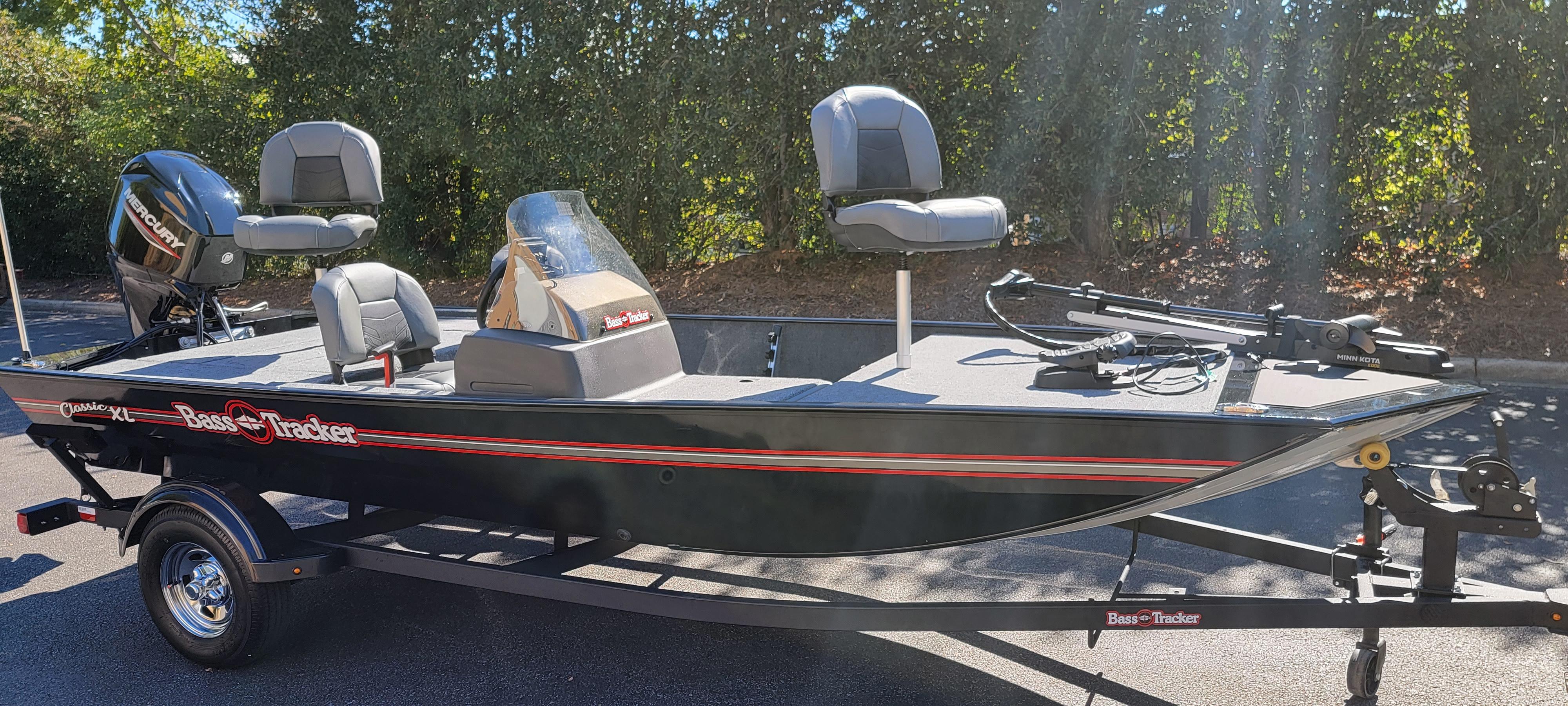 new-2024-tracker-bass-tracker-classic-xl-36066-prattville-boat-trader