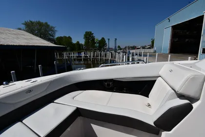 2014 Regal 24 Fasdeck