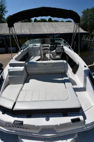 2014 Regal 24 Fasdeck