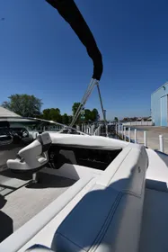 2014 Regal 24 Fasdeck