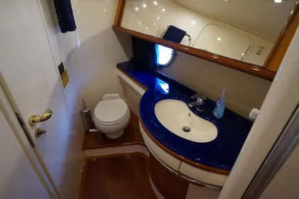 2004 Azimut 62E