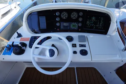 2004 Azimut 62E