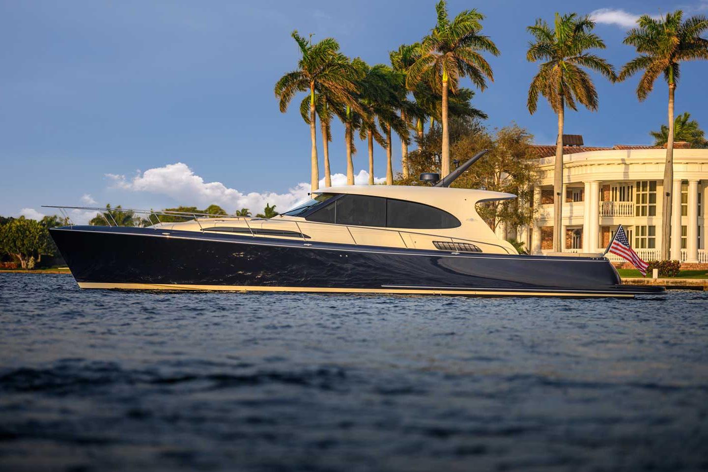 2024 Palm Beach Motor Yachts GT60