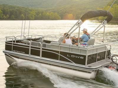 Ultra Pontoon Boats - Entry-Level Lowe Pontoons