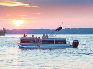 2022 Sun Tracker PARTY BARGE® 22 RF DLX