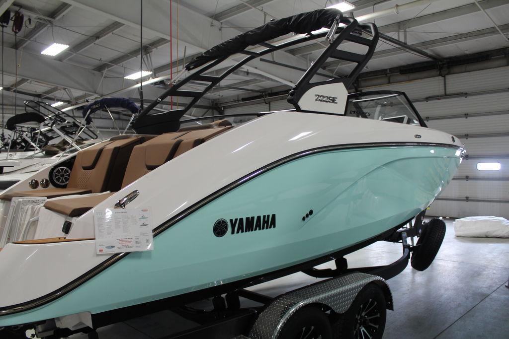 2024 Yamaha Boats 222SE