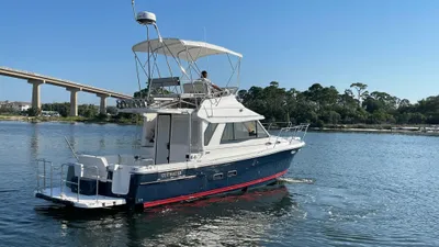 2019 Cutwater C-30 Command Bridge