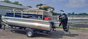 Outboard pontoon boat - BASS BUGGY® 16 DLX - Sun Tracker - sport