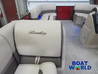 2024 Bentley Pontoons Legacy 200 XL Cruise Pontoon & Honda 4-Stroke EFI