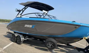 2022 Yamaha Boats 255XD