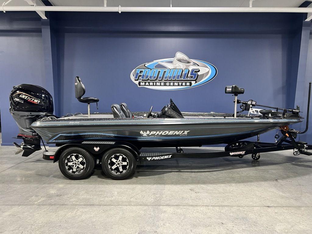 Explore Phoenix 819 Power boats for sale - Boat Trader